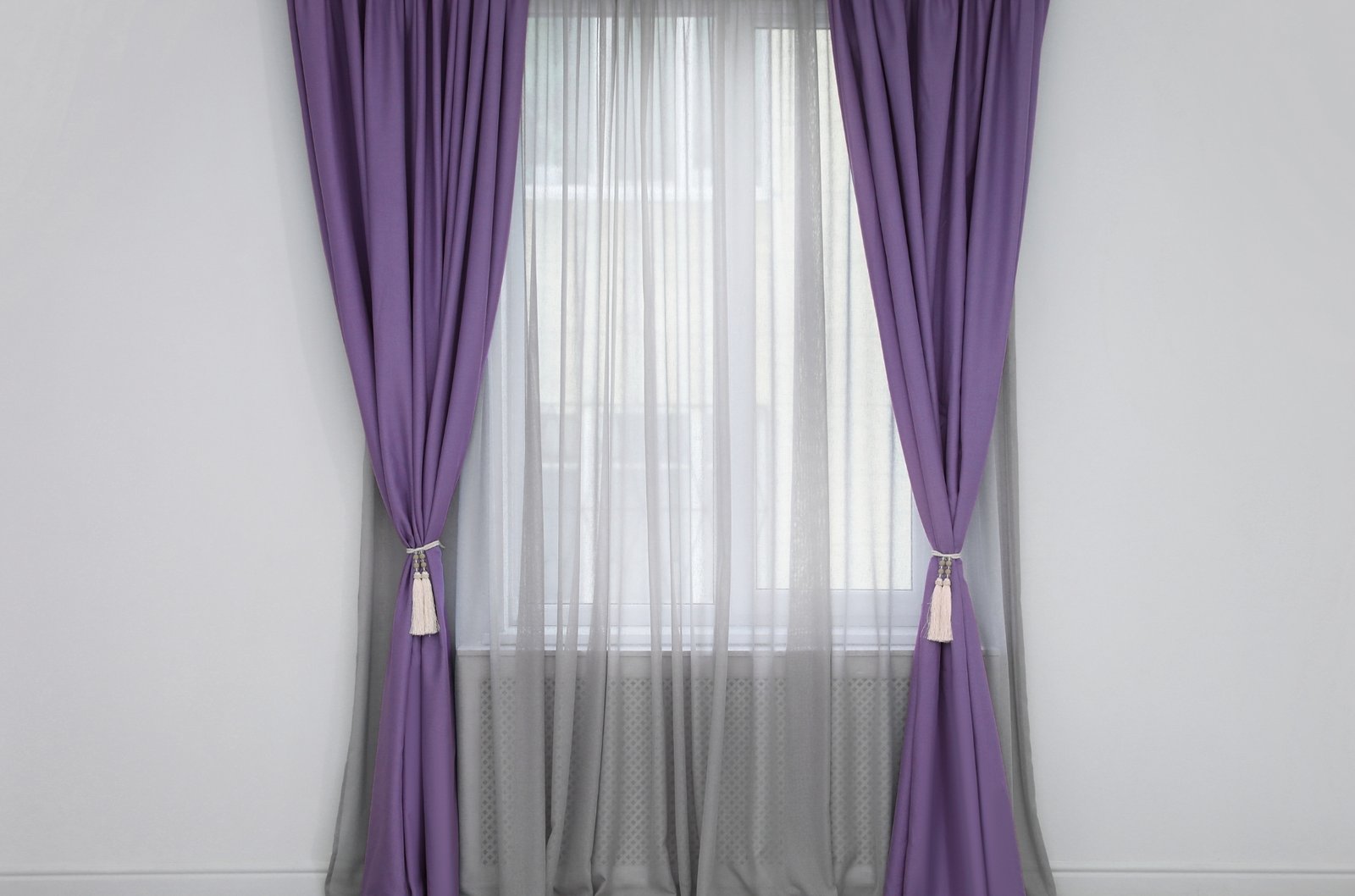 Curtain Decor