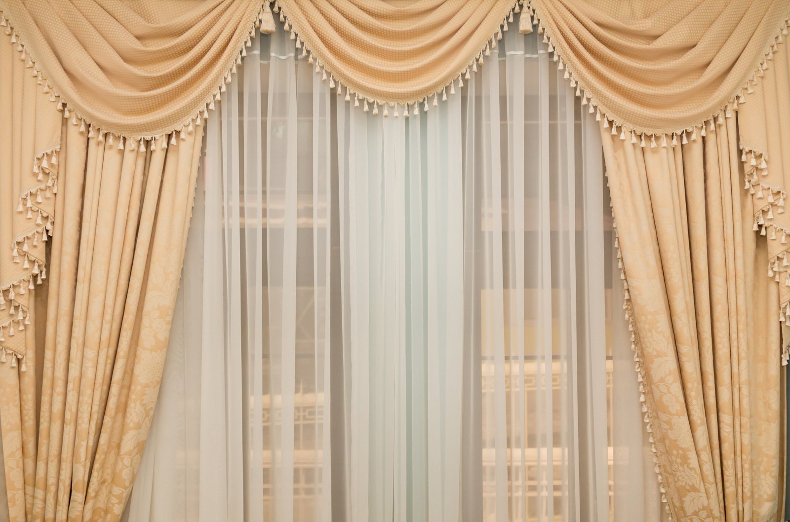 Elegant Decor